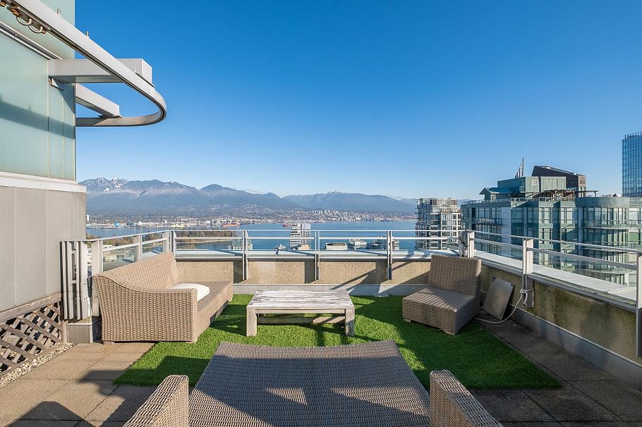 PH2 1288 W Georgia Street Vancouver, BC - 31