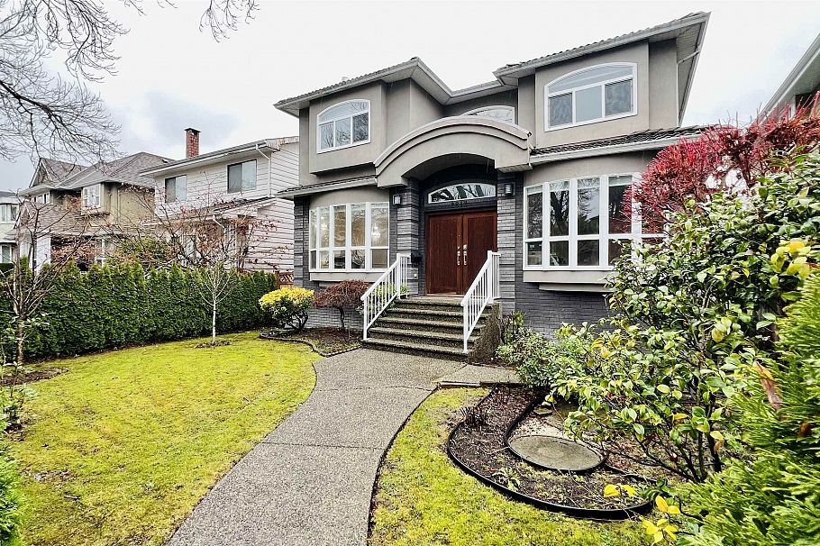 2813 W 21st Avenue Vancouver, BC - 1