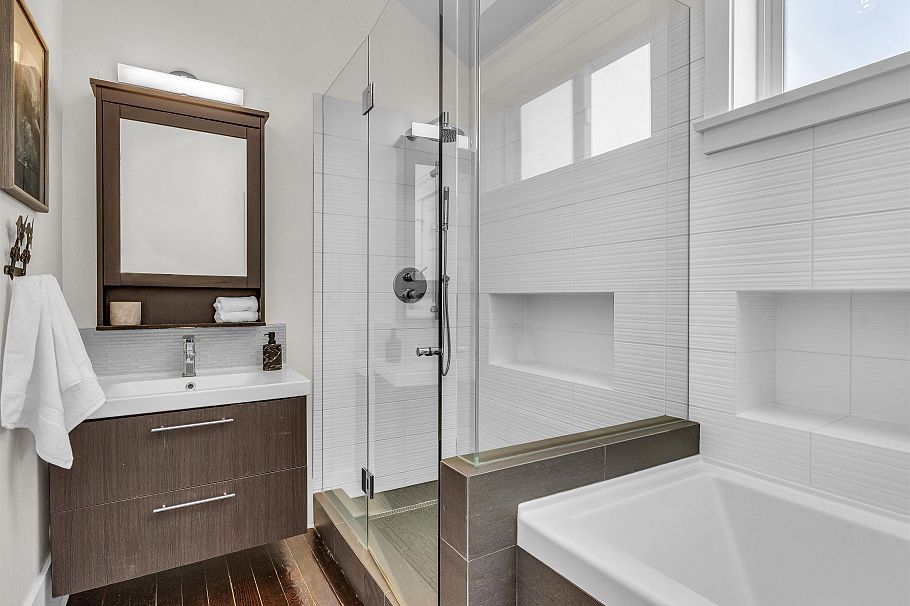 4446 Quebec Street Vancouver, BC - 16