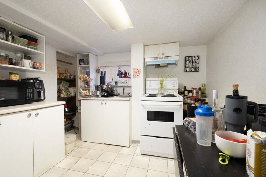 2466 Eton Street Vancouver, BC - 21