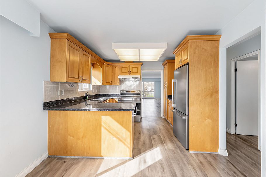 3206 Adanac Street Vancouver, BC - 18