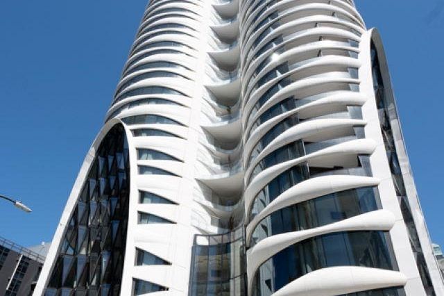 2204 1033 Nelson Street Vancouver, BC - 1