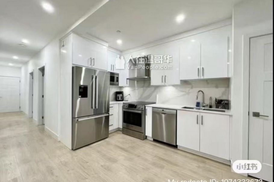 4793 SLOCAN ST, Vancouver BC V5R 2A2 Vancouver, BC - 4