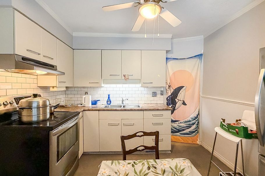 1939 E 39th Avenue Vancouver, BC - 9