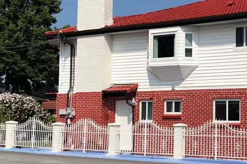 3850 FIR ST, Burnaby BC V5G 2A7 Burnaby, BC - 1