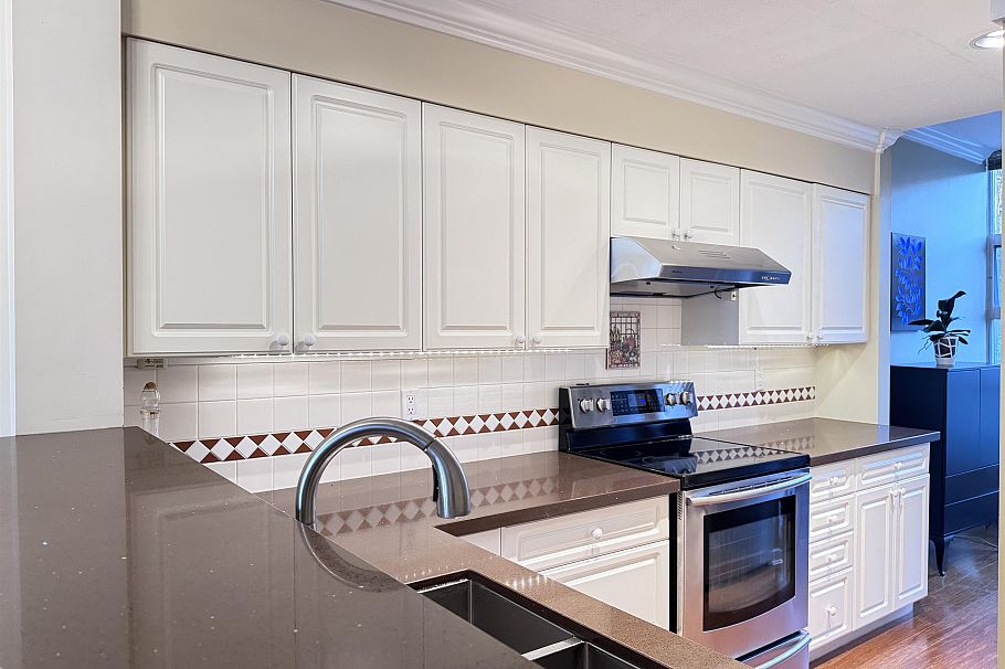 2178 E Kent Avenue South Vancouver, BC - 10