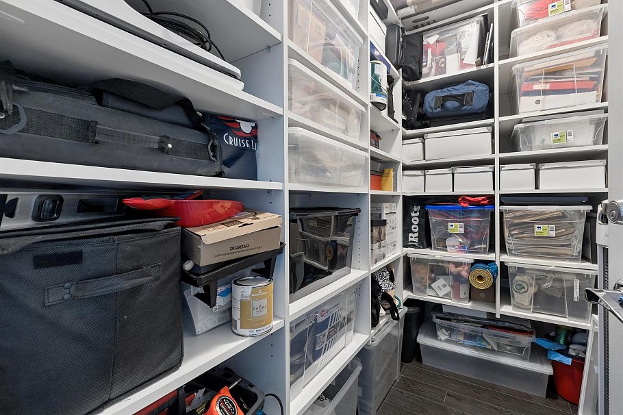 156 W 1st Avenue Vancouver, BC - 38