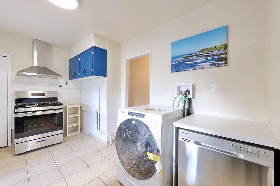 1336 E 11 AVENUE, Vancouver BC V5N 1Y5 Vancouver, BC - 12