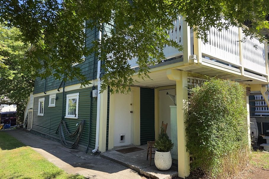 3336 E Georgia Street Vancouver, BC - 31