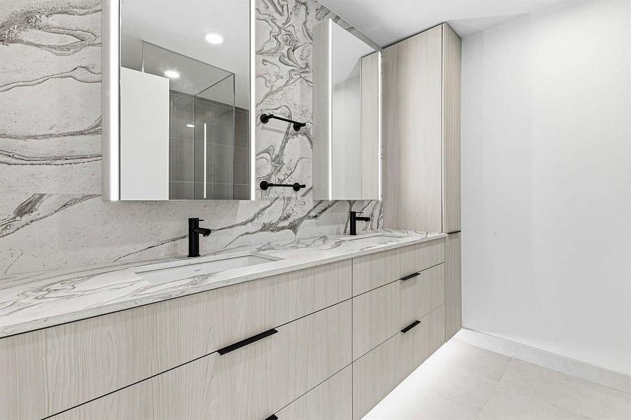 301 3590 W 39th Avenue Vancouver, BC - 13