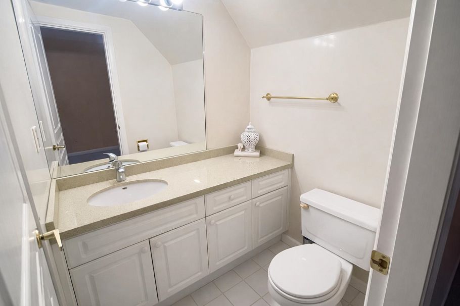 2178 E Kent Avenue South Vancouver, BC - 28