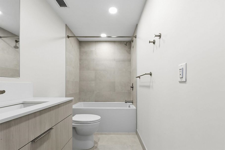 304 3590 W 39th Avenue Vancouver, BC - 13