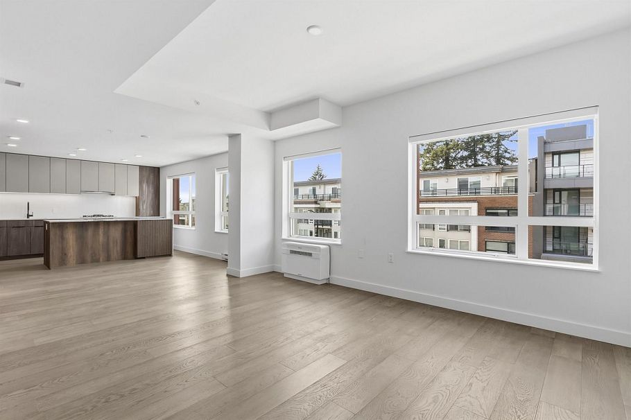 307 3590 W 39th Avenue Vancouver, BC - 1