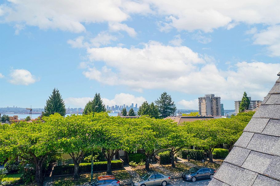 4 260 E 4th Street North Vancouver, BC - 30