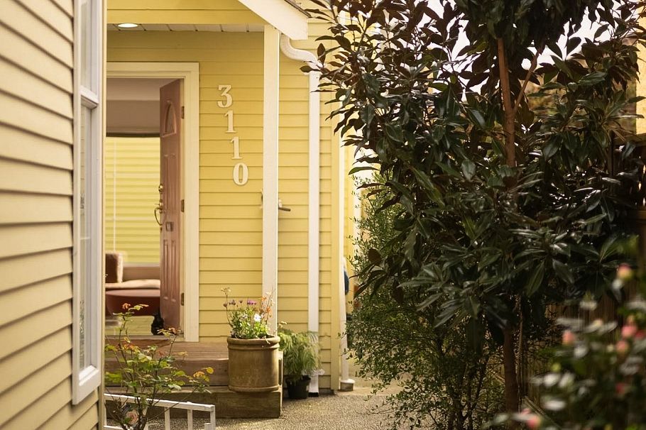 3110 W 3 Avenue Vancouver, BC - 1