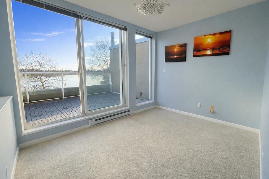 2178 E Kent Avenue South Vancouver, BC - 25