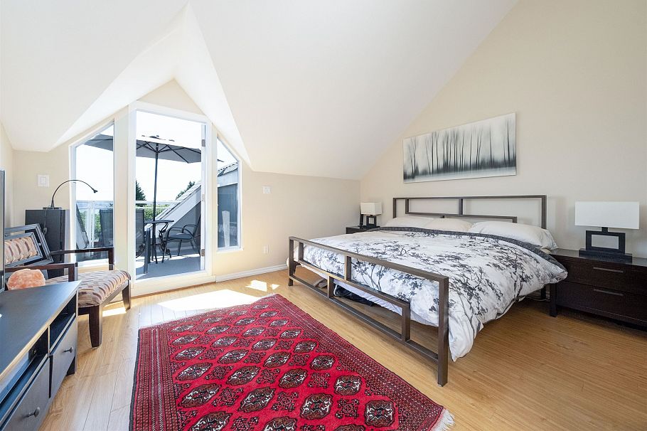 4 260 E 4th Street North Vancouver, BC - 27