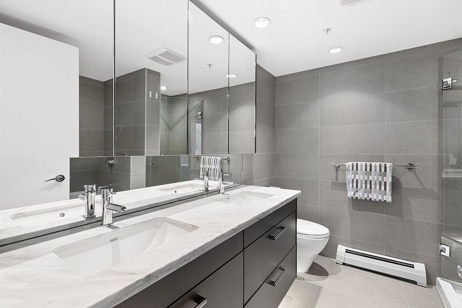 156 W 1st Avenue Vancouver, BC - 7