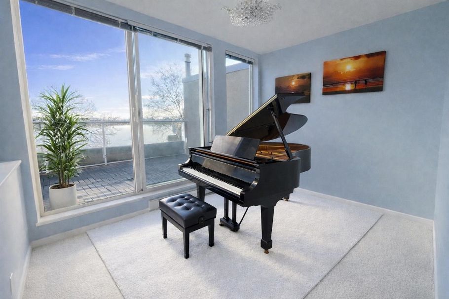 2178 E Kent Avenue South Vancouver, BC - 24