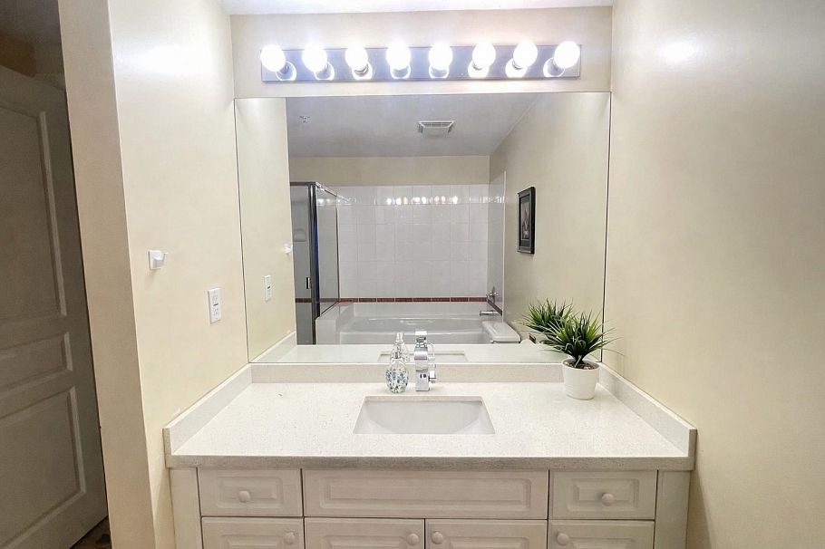 2178 E Kent Avenue South Vancouver, BC - 20