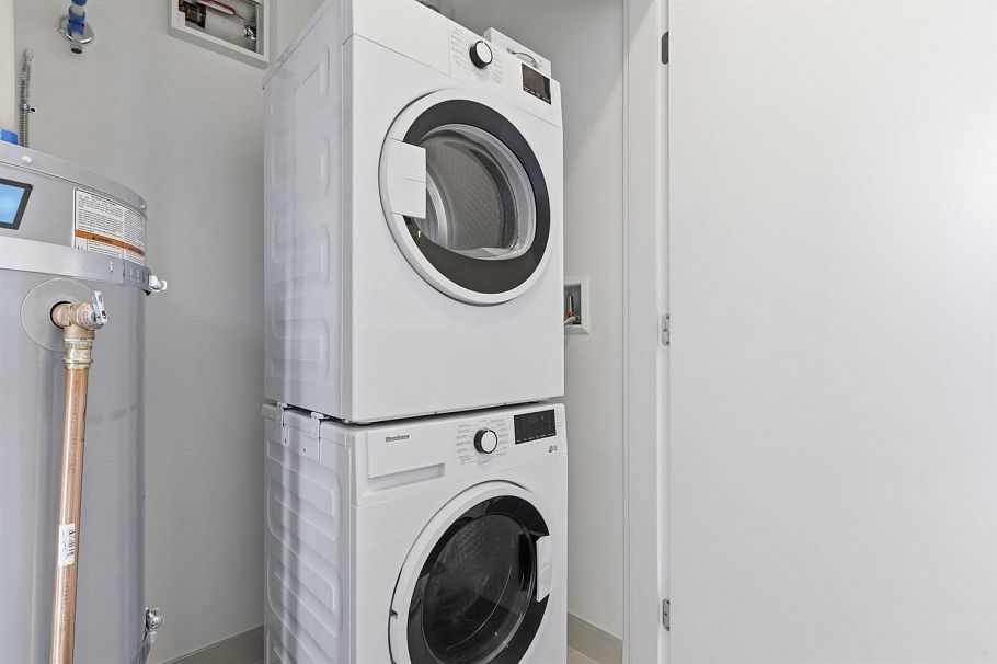 304 3590 W 39th Avenue Vancouver, BC - 18