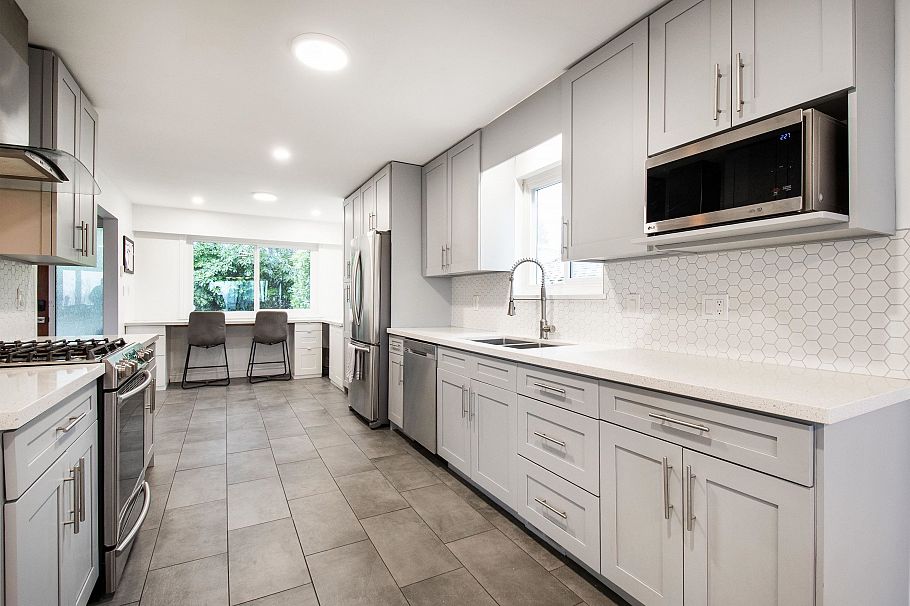 943 Shavington Street North Vancouver, BC - 9