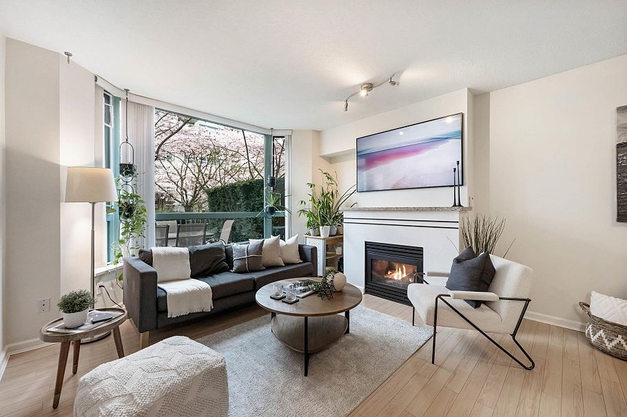 TH4 1889 Rosser Avenue Burnaby, BC - 6