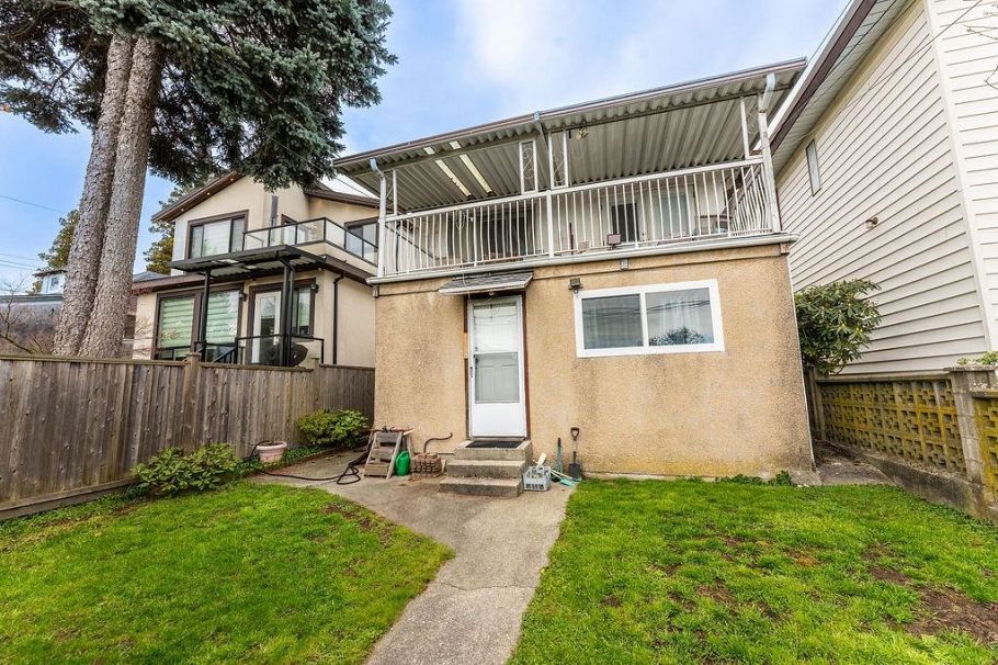 36 E 60th Avenue Vancouver, BC - 11