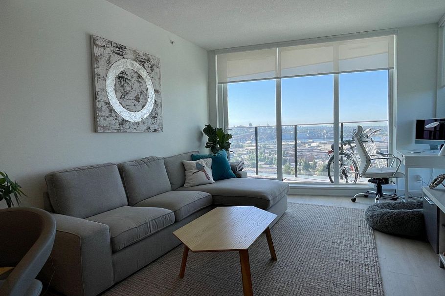 2005 1401 Hunter Street North Vancouver, BC - 21