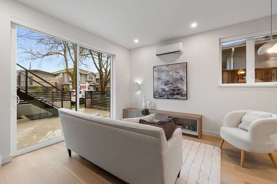 4 4963 Chester Street Vancouver, BC - 9