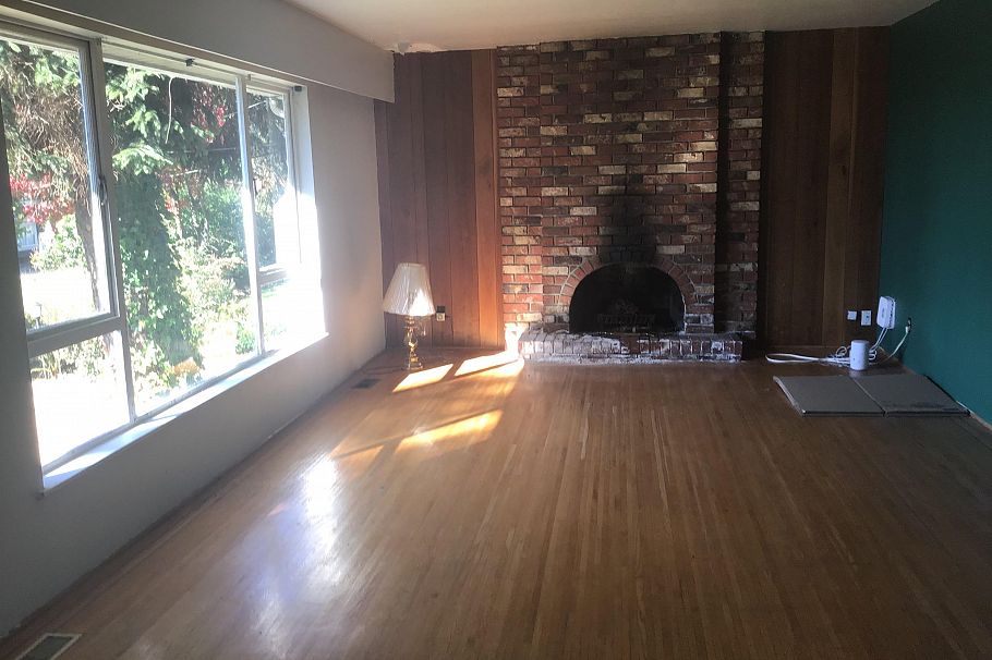 528 Greenway Avenue North Vancouver, BC - 2