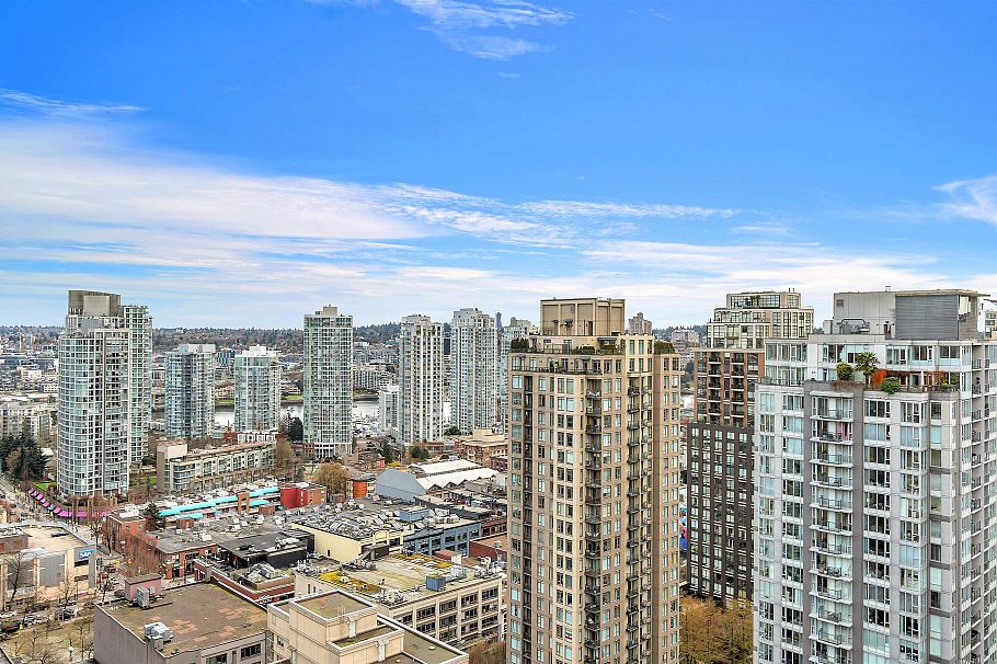 2504 969 Richards Street Vancouver, BC - 1