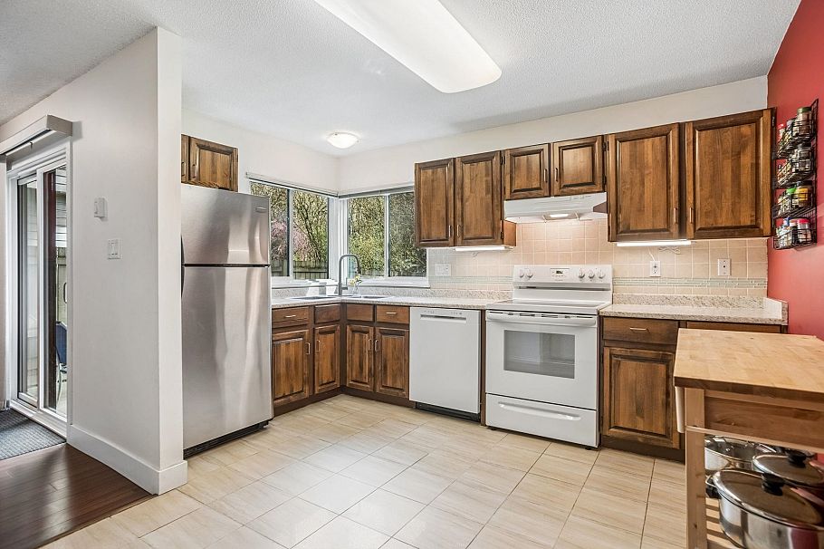 7250 Appledale Place Vancouver, BC - 11