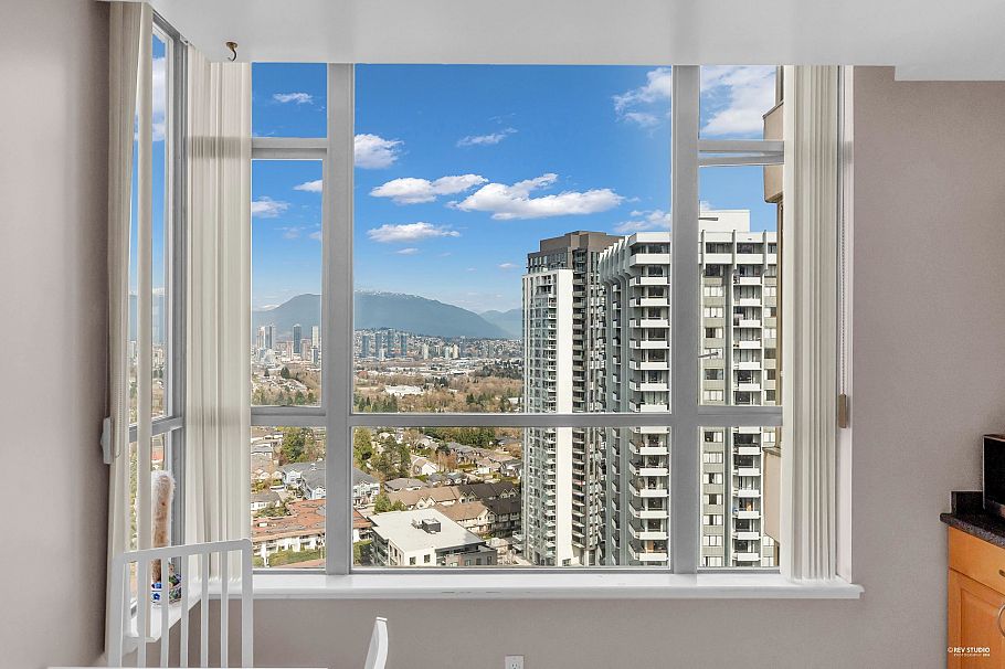 2301 5885 Olive Avenue Burnaby, BC - 29