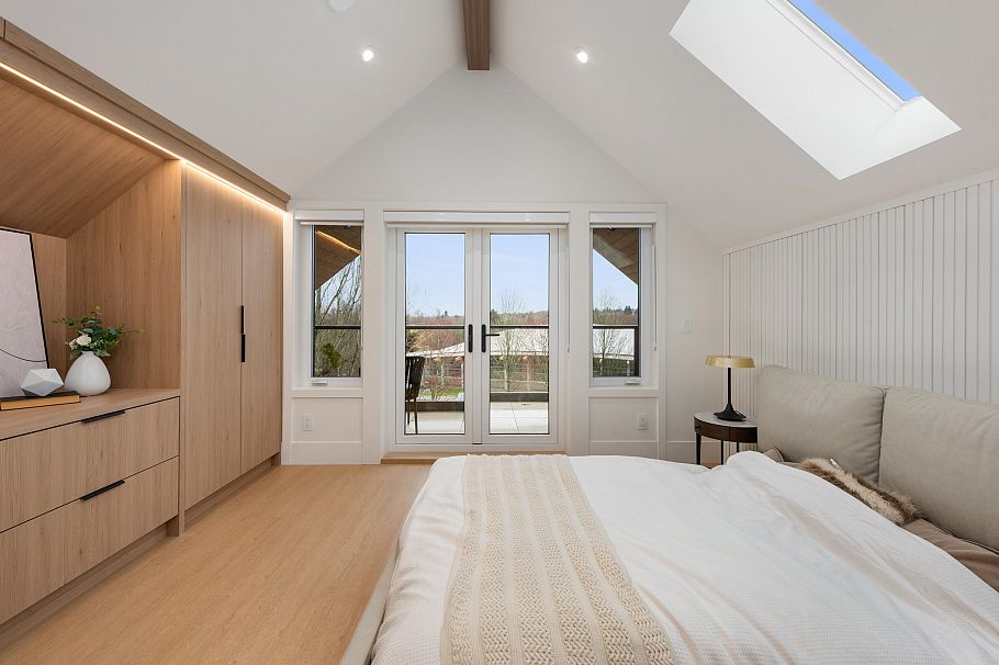 1 3391 Victoria Drive Vancouver, BC - 5