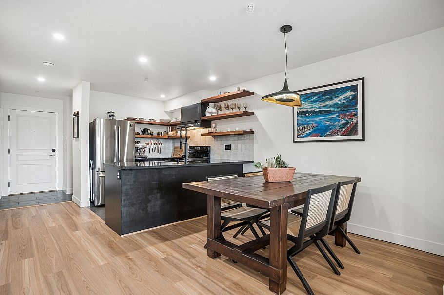 218 4550 Fraser Street Vancouver, BC - 7