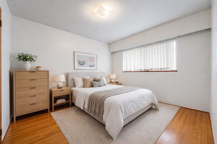 657 E 57th Avenue Vancouver, BC - 6