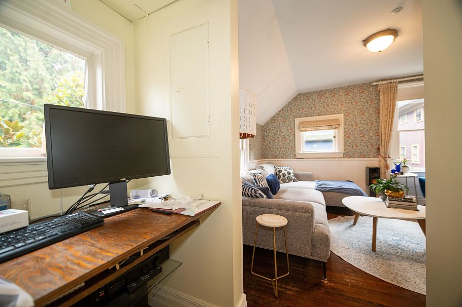 1119 Pendrell Street Vancouver, BC - 16