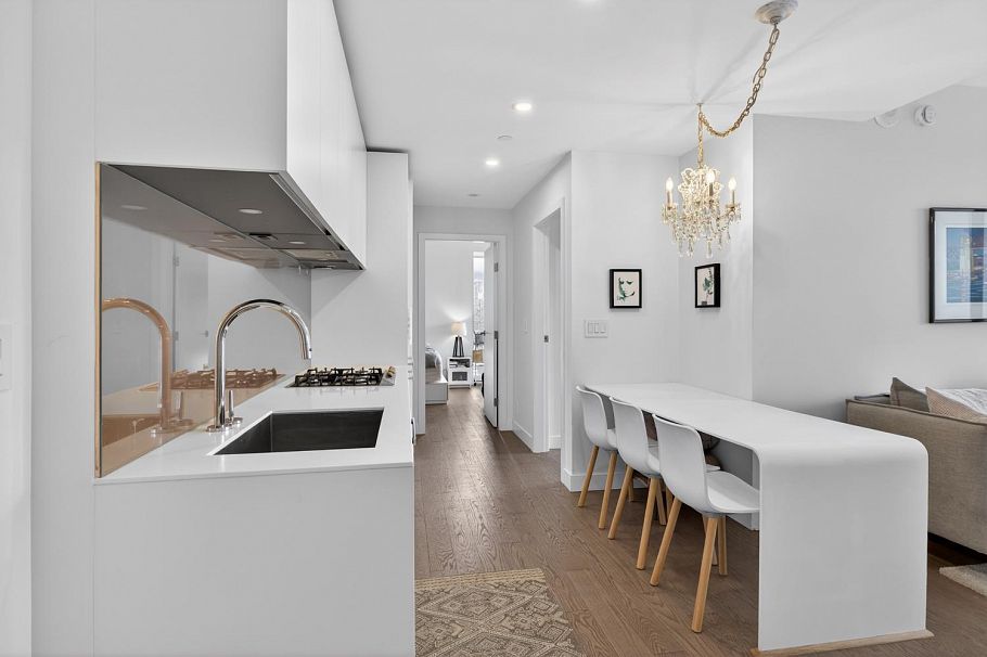 2809 1480 Howe Street Vancouver, BC - 11