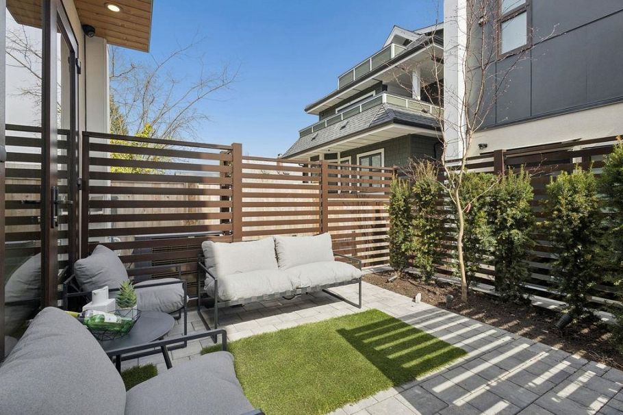 1 3393 Victoria Drive Vancouver, BC - 21