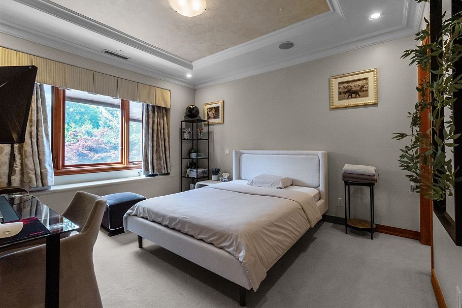 1155 W 54th Avenue Vancouver, BC - 17