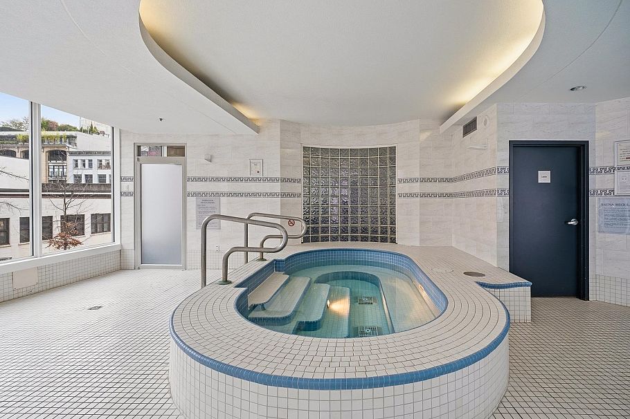 1202 1323 Homer Street Vancouver, BC - 17