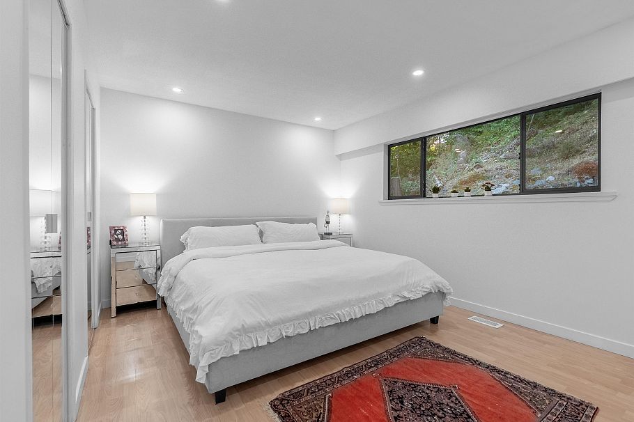 1835 Arborlynn Drive North Vancouver, BC - 14