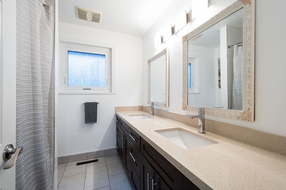 943 Shavington Street North Vancouver, BC - 18