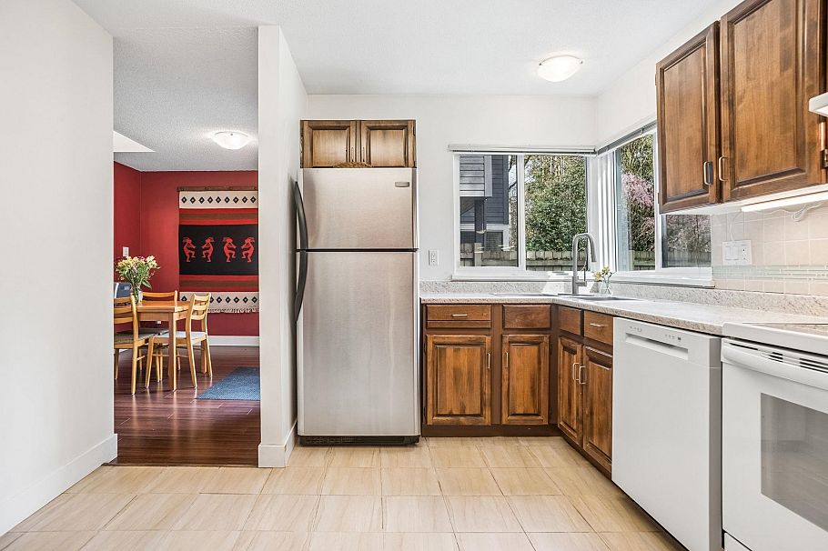 7250 Appledale Place Vancouver, BC - 12