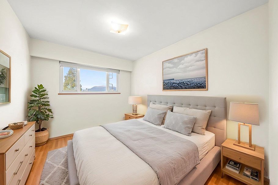 3783 Price Street Burnaby, BC - 5