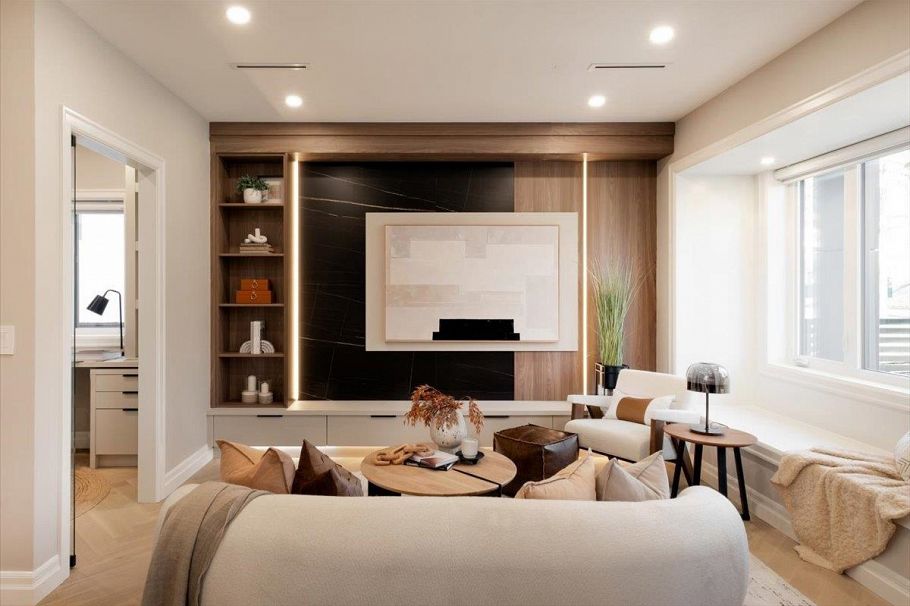 1 6061 Sherbrooke Street Vancouver, BC - 2