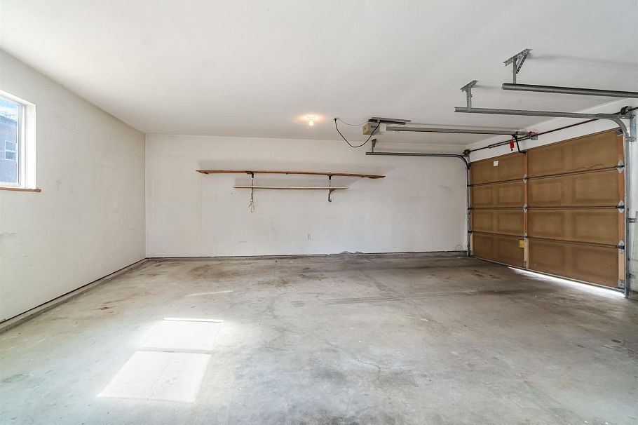 2667 E 47th Avenue Vancouver, BC - 32