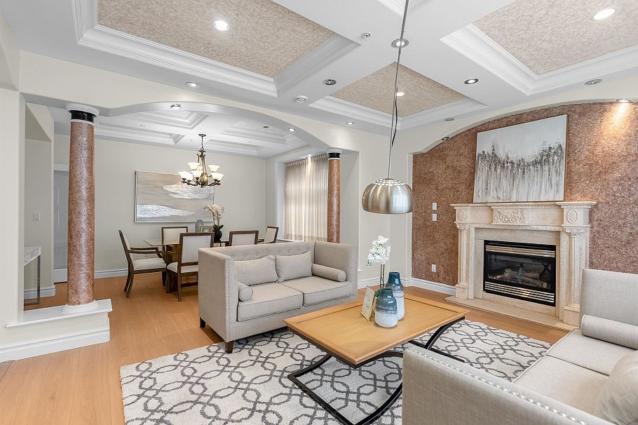 8038 Selkirk Street Vancouver, BC - 3