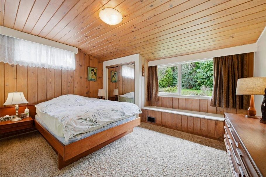 809 Roslyn Boulevard North Vancouver, BC - 26